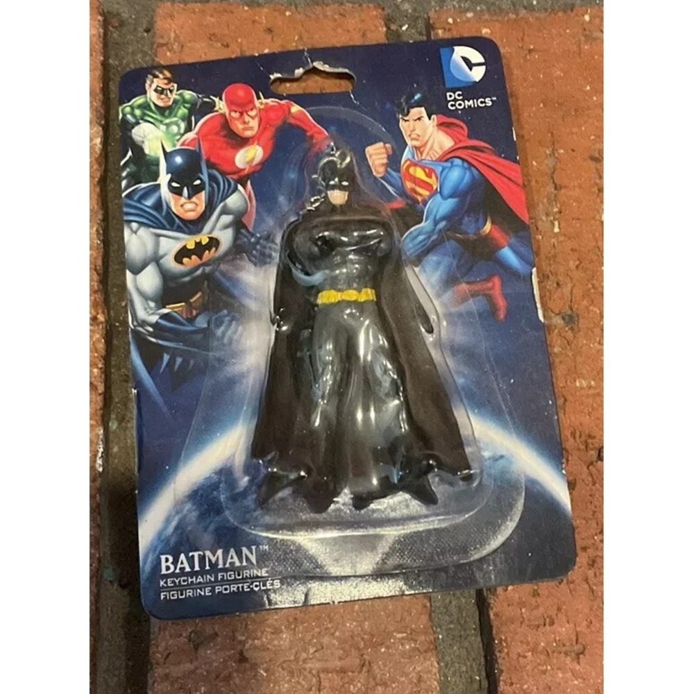 DC‎ Comics Batman Fight Stance by Greenbrier Figurine Key Chain Toy 2.5"